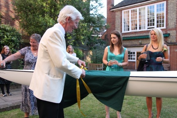 4590_1066622318350_1609800108_237490_3362944_n